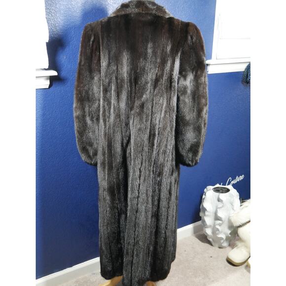Beautiful Full Length Mink Fur Coat Jacket - Picture 3 of 6